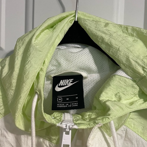Men’s Nike oversized acid green wind breaker - Picture 3 of 3